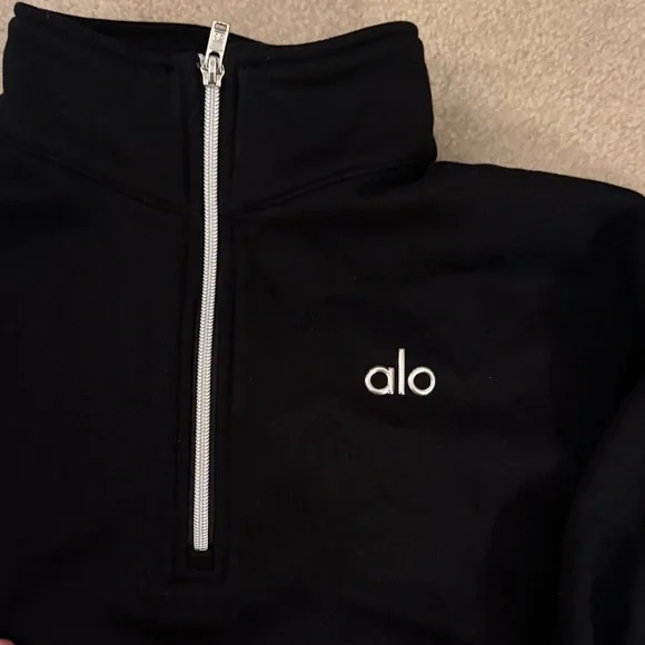 ALO Yoga Black Zip-Up Sweater - Picture 2 of 5